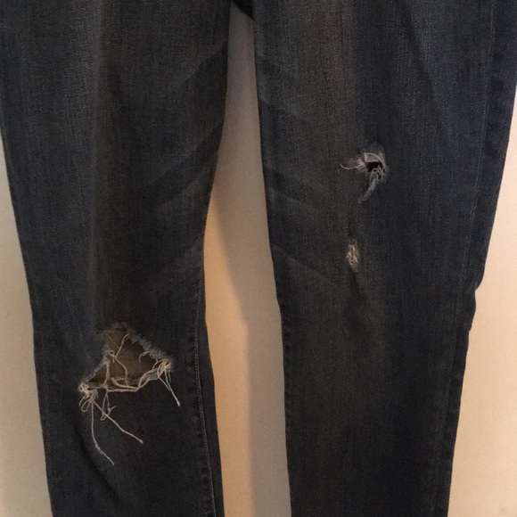 Abercrombie & Fitch Boyfriend Distressed Jeans - Picture 4 of 8